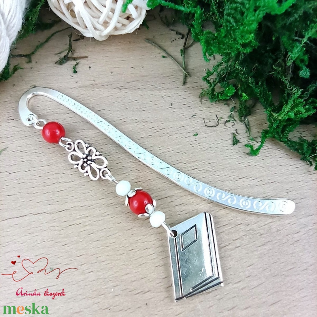 Piros könyv charmos könyvjelző � pedagógusnapi és évzáró ajándék - könyv & zene - könyvjelző - Meska.hu