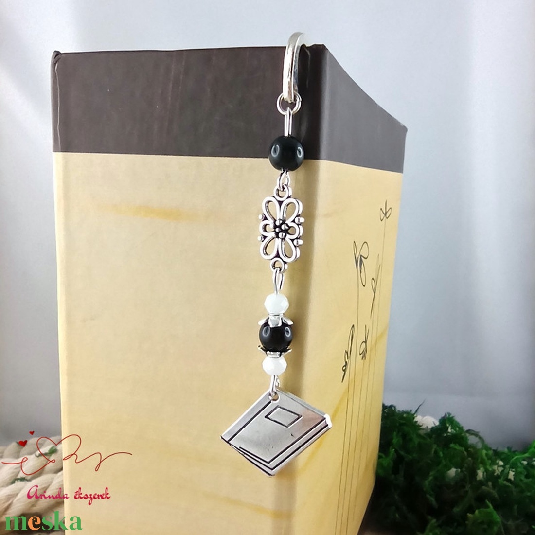 Fekete könyv charmos könyvjelző � pedagógusnapi és évzáró ajándék - könyv & zene - könyvjelző - Meska.hu