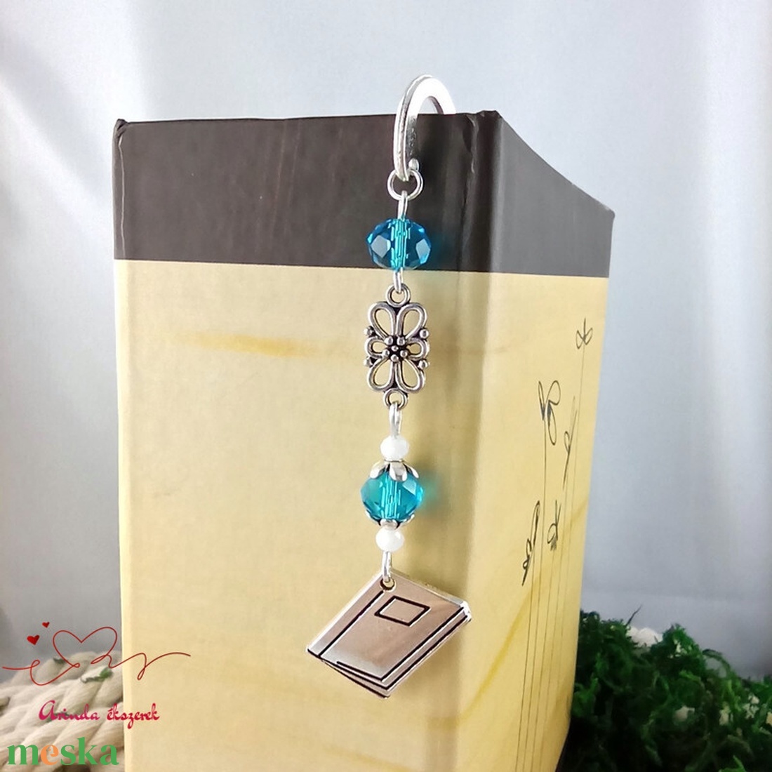 Világoskék könyv charmos könyvjelző � pedagógusnapi és évzáró ajándék - könyv & zene - könyvjelző - Meska.hu