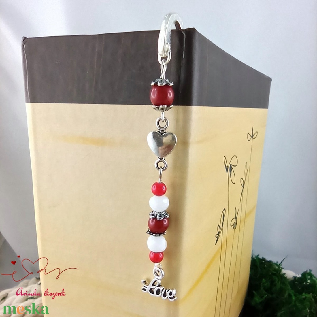 Love könyvjelző piros-fehér színekben � Valentin-napi, romantikus ajándék olvasóknak - könyv & zene - könyvjelző - Meska.hu