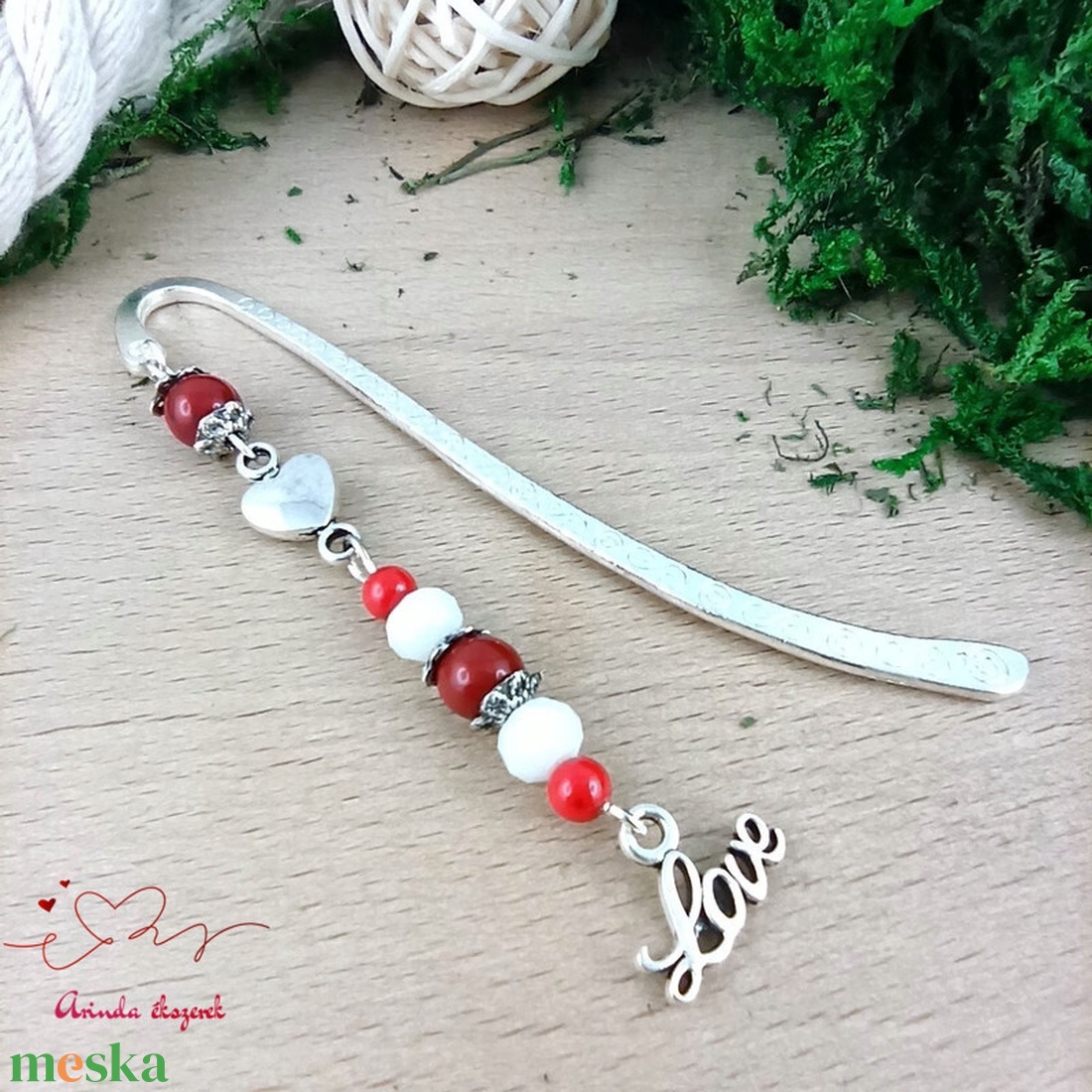 Love könyvjelző piros-fehér színekben � Valentin-napi, romantikus ajándék olvasóknak - könyv & zene - könyvjelző - Meska.hu