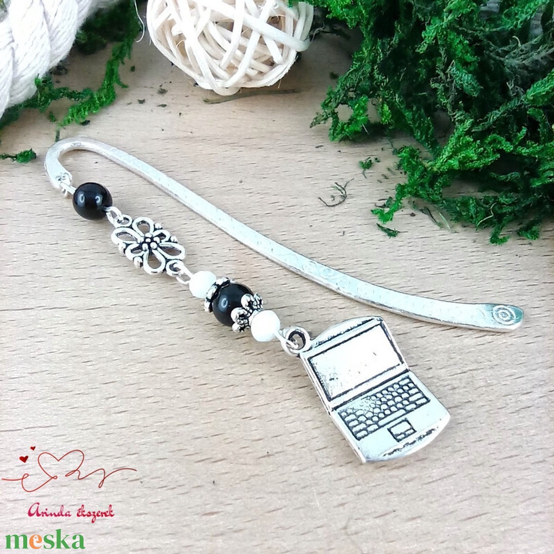 Fekete laptop könyvjelző � kézzel készült ajándék tanárnak, pedagógusnak - könyv & zene - könyvjelző - Meska.hu