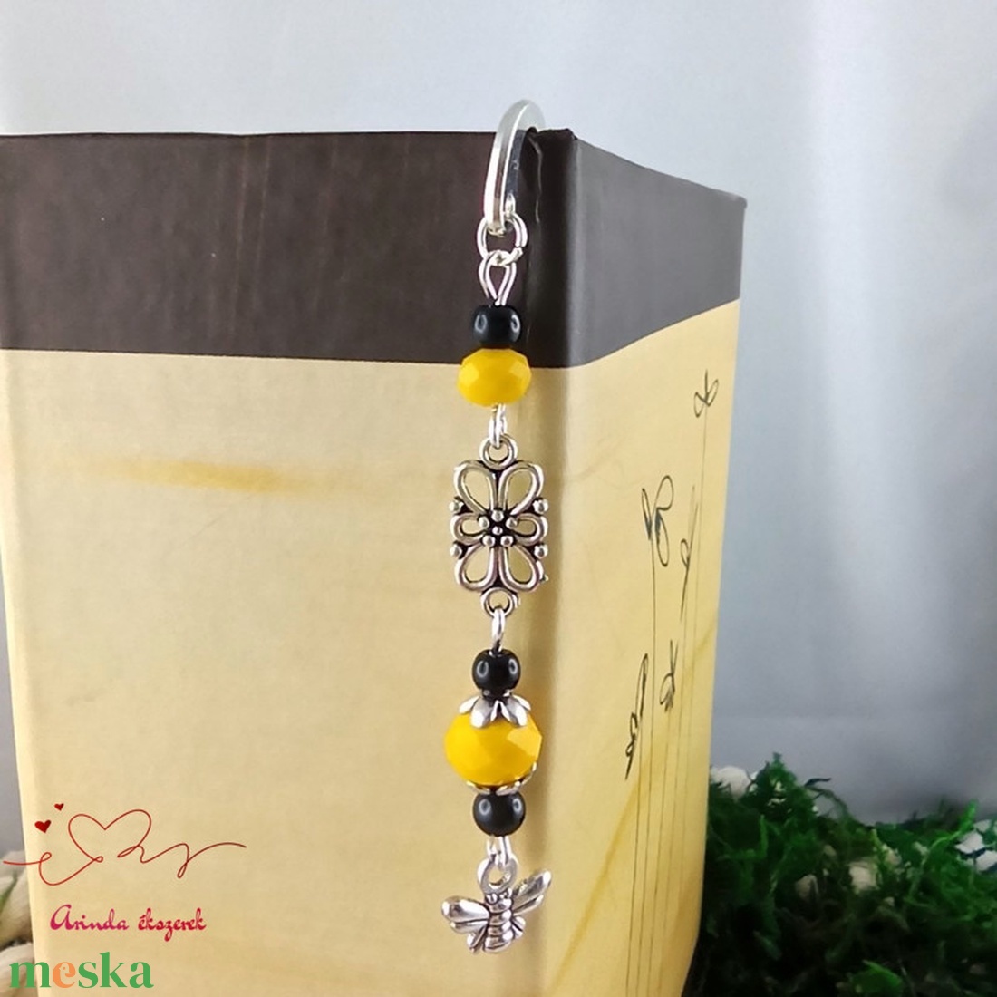 Méhecskés könyvjelző � vidám, kézzel készült ajándék könyvrajongóknak - könyv & zene - könyvjelző - Meska.hu