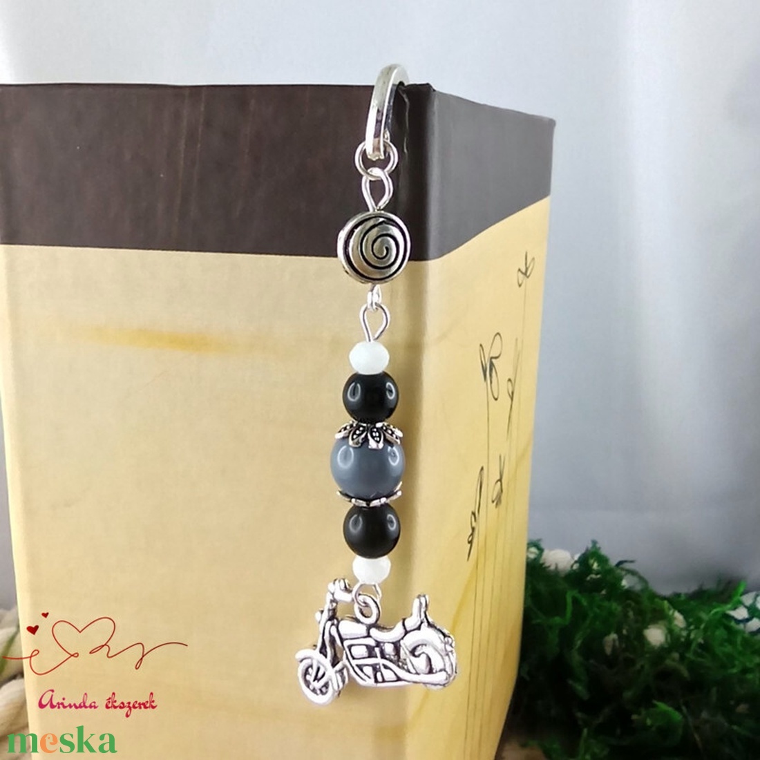 Motoros könyvjelző � kézzel készült ajándék motorrajongóknak - könyv & zene - könyvjelző - Meska.hu