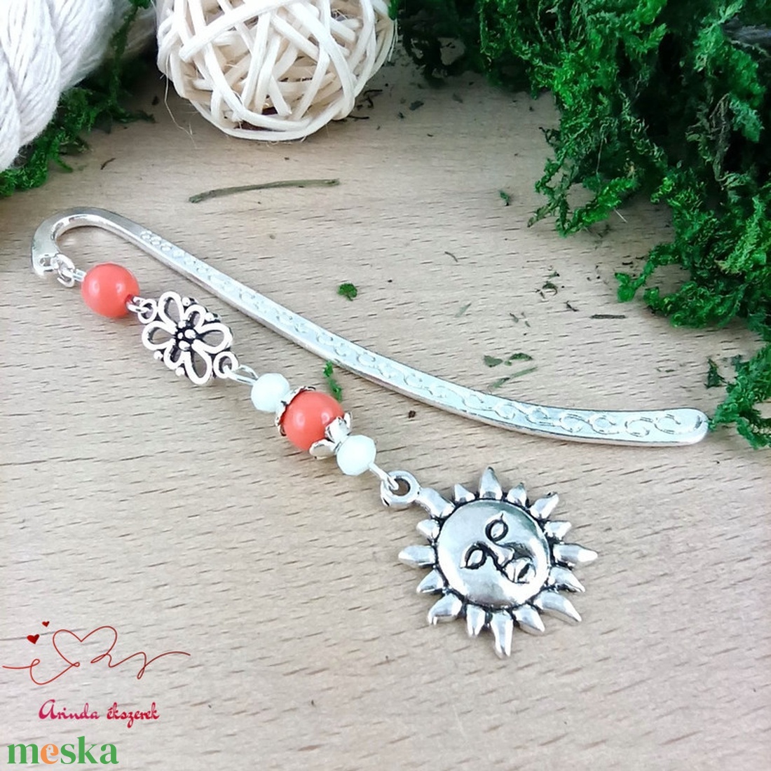 Napos könyvjelző � vidám, kézzel készült ajándék minden alkalomra sárga gyöngyökkel - könyv & zene - könyvjelző - Meska.hu