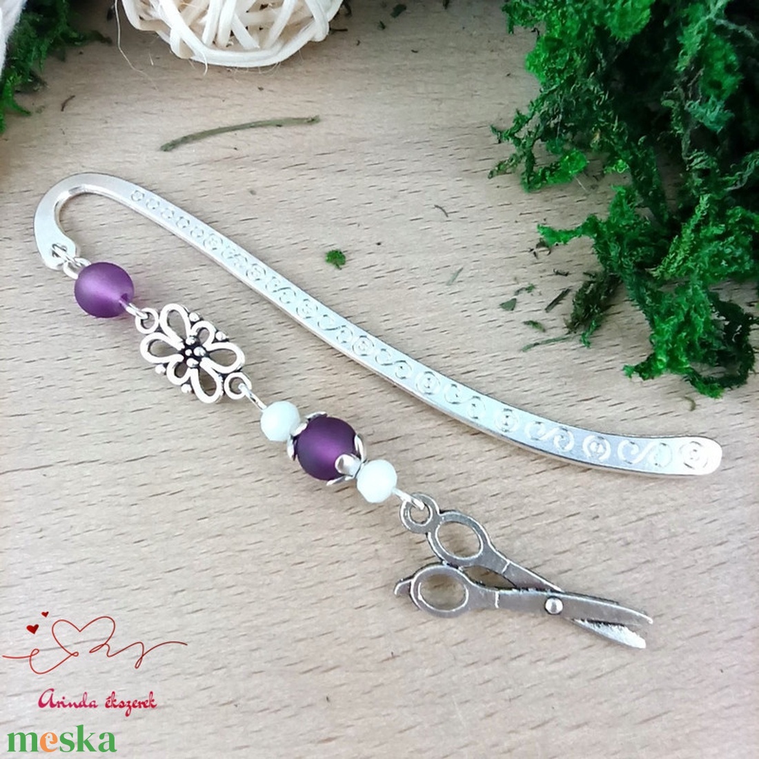 Lila ollós könyvjelző � kreatív ajándék kézimunkázóknak és alkotóknak - könyv & zene - könyvjelző - Meska.hu