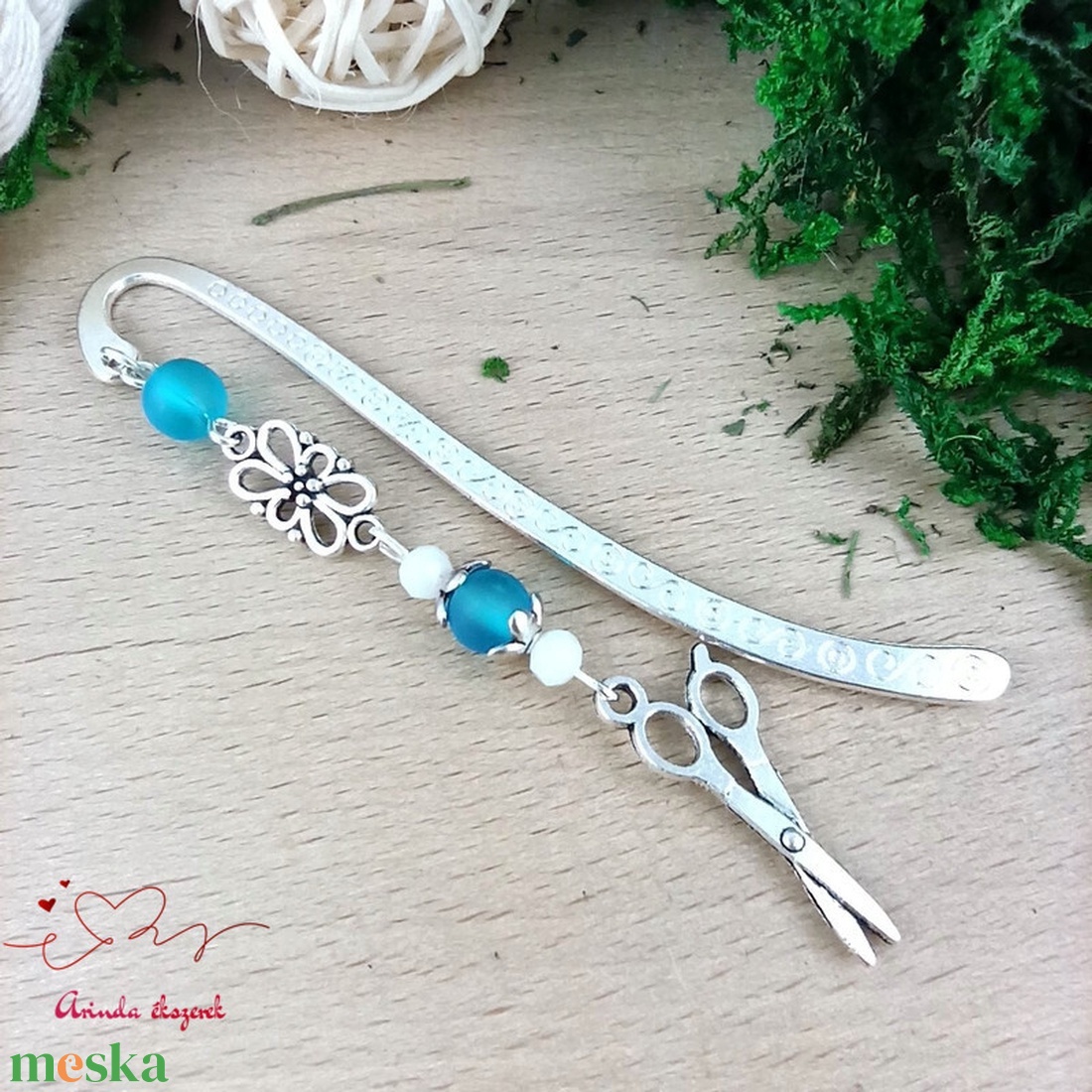 Világoskék ollós könyvjelző � kreatív ajándék kézimunkázóknak és alkotóknak - könyv & zene - könyvjelző - Meska.hu