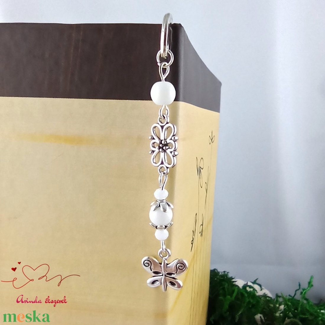 Fehér pillangós könyvjelző pedagógusnak � évzáró ajándék - könyv & zene - könyvjelző - Meska.hu