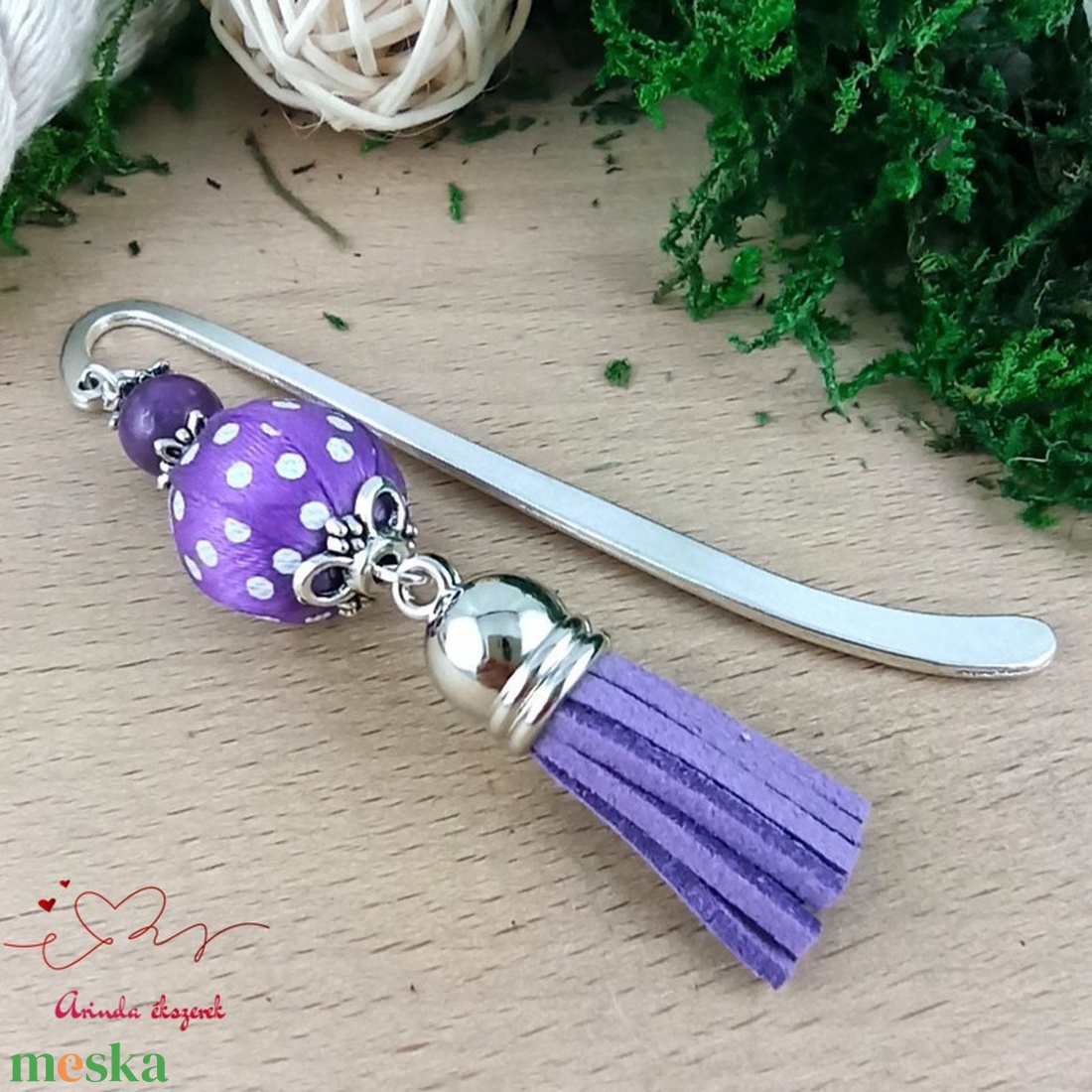 Lila vidám pöttyös bojtos könyvjelző � kedves ajándék pedagógusnak  - könyv & zene - könyvjelző - Meska.hu