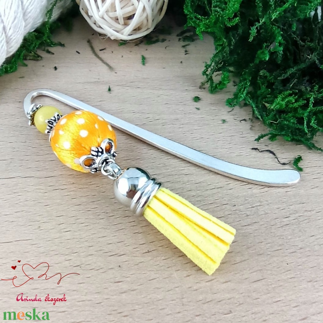 Sárga vidám pöttyös bojtos könyvjelző � kedves ajándék pedagógusnak  - könyv & zene - könyvjelző - Meska.hu