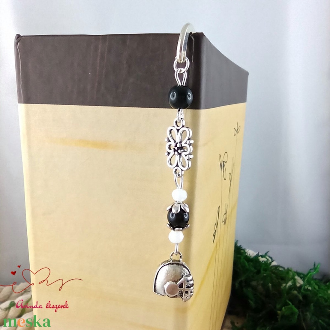 Sisakos könyvjelző � sportolóknak, mozgás szerelmeseinek - könyv & zene - könyvjelző - Meska.hu