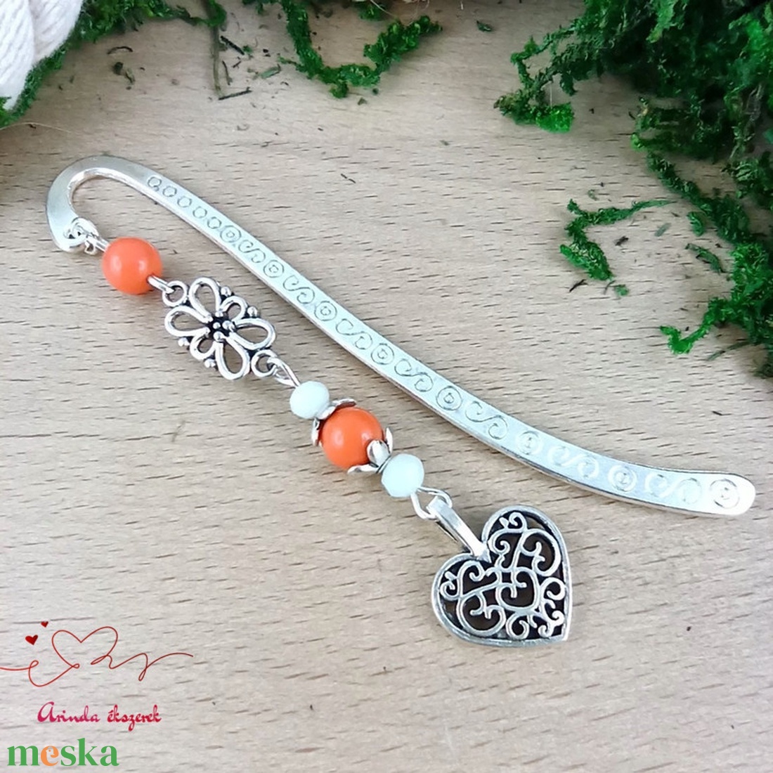 Szív charm könyvjelző pedagógusnapra � narancs gyöngyökkel - könyv & zene - könyvjelző - Meska.hu