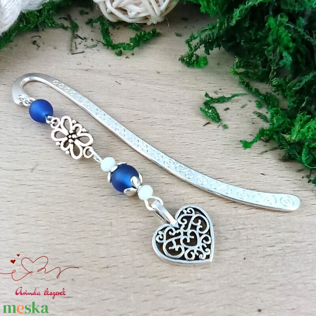 Szív charm könyvjelző pedagógusnapra � sötétkék gyöngyökkel - könyv & zene - könyvjelző - Meska.hu