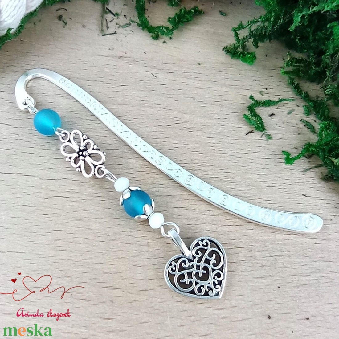 Szív charm könyvjelző pedagógusnapra � világoskék gyöngyökkel - könyv & zene - könyvjelző - Meska.hu