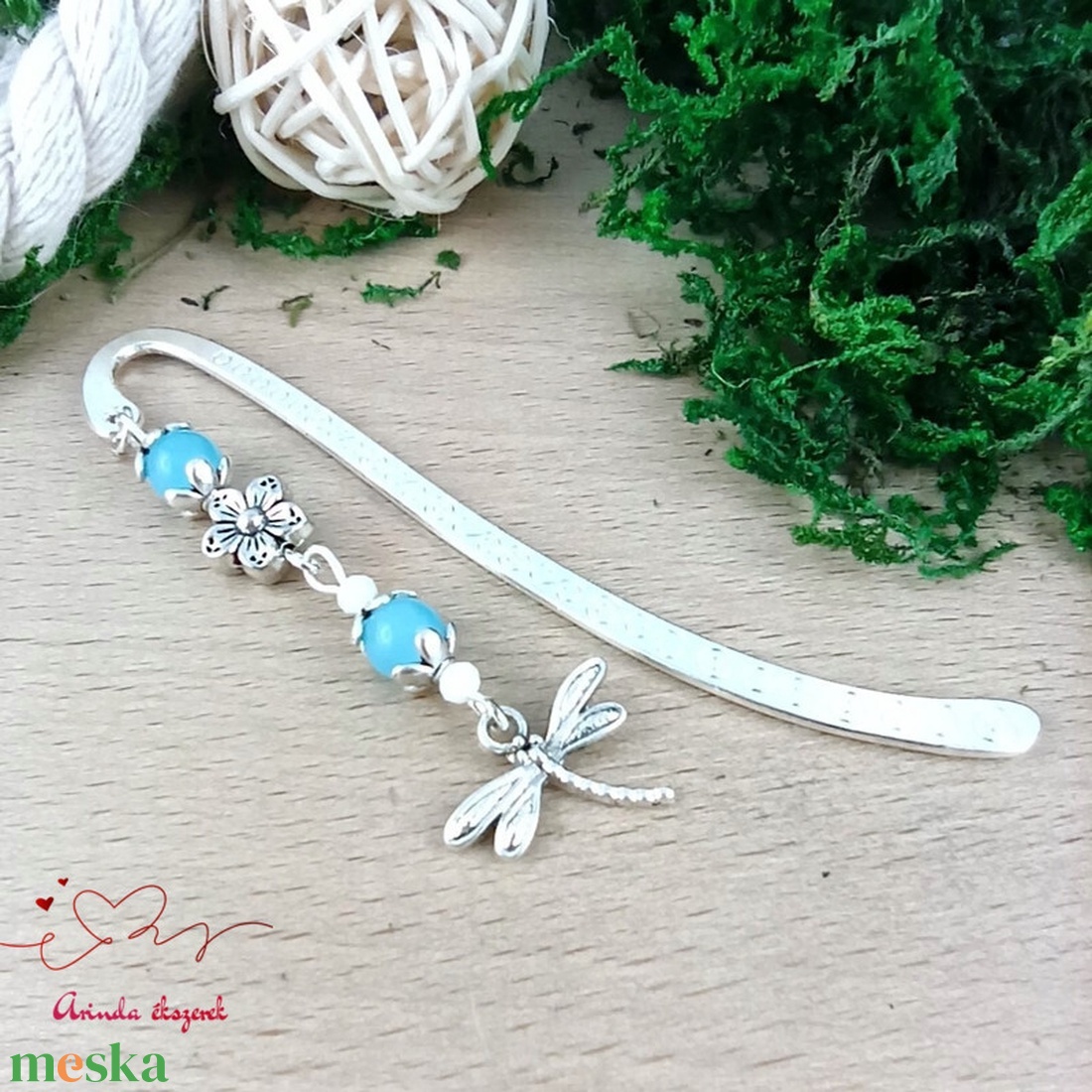 Szitakötő charm könyvjelző óvónéninek évzáróra � világoskék gyöngyökkel - könyv & zene - könyvjelző - Meska.hu