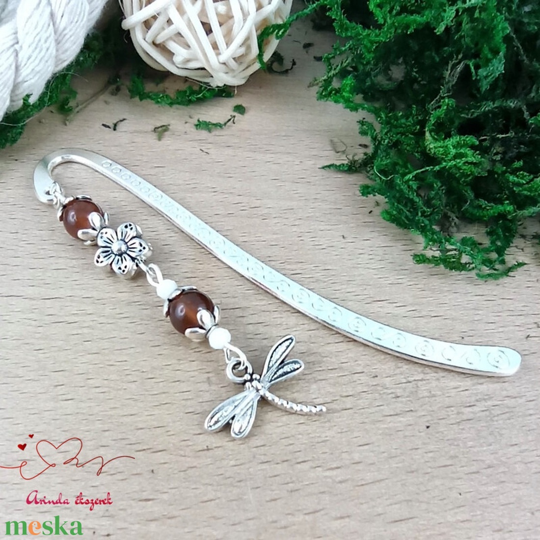 Szitakötő charm könyvjelző óvónéninek évzáróra � barna gyöngyökkel - könyv & zene - könyvjelző - Meska.hu