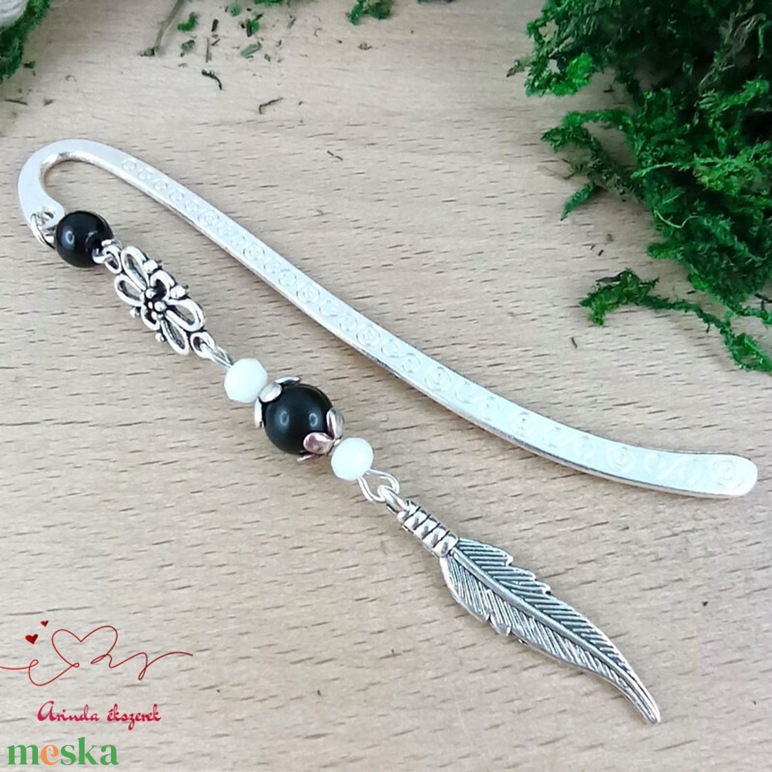 Toll charm könyvjelző � fekete gyöngyökkel, pedagógusnapi ajándék - könyv & zene - könyvjelző - Meska.hu