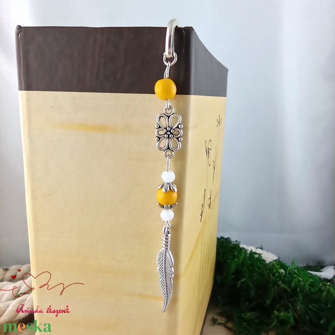 Toll charm könyvjelző � sárga gyöngyökkel, pedagógusnapi ajándék - könyv & zene - könyvjelző - Meska.hu