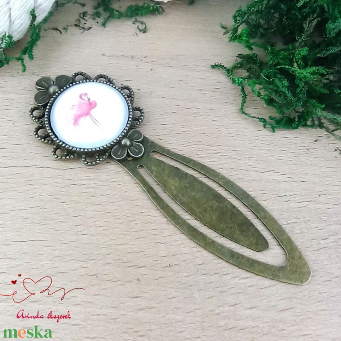 Flamingó mintás üveglencsés könyvjelző � vidám, nőies ajándék olvasóknak - könyv & zene - könyvjelző - Meska.hu