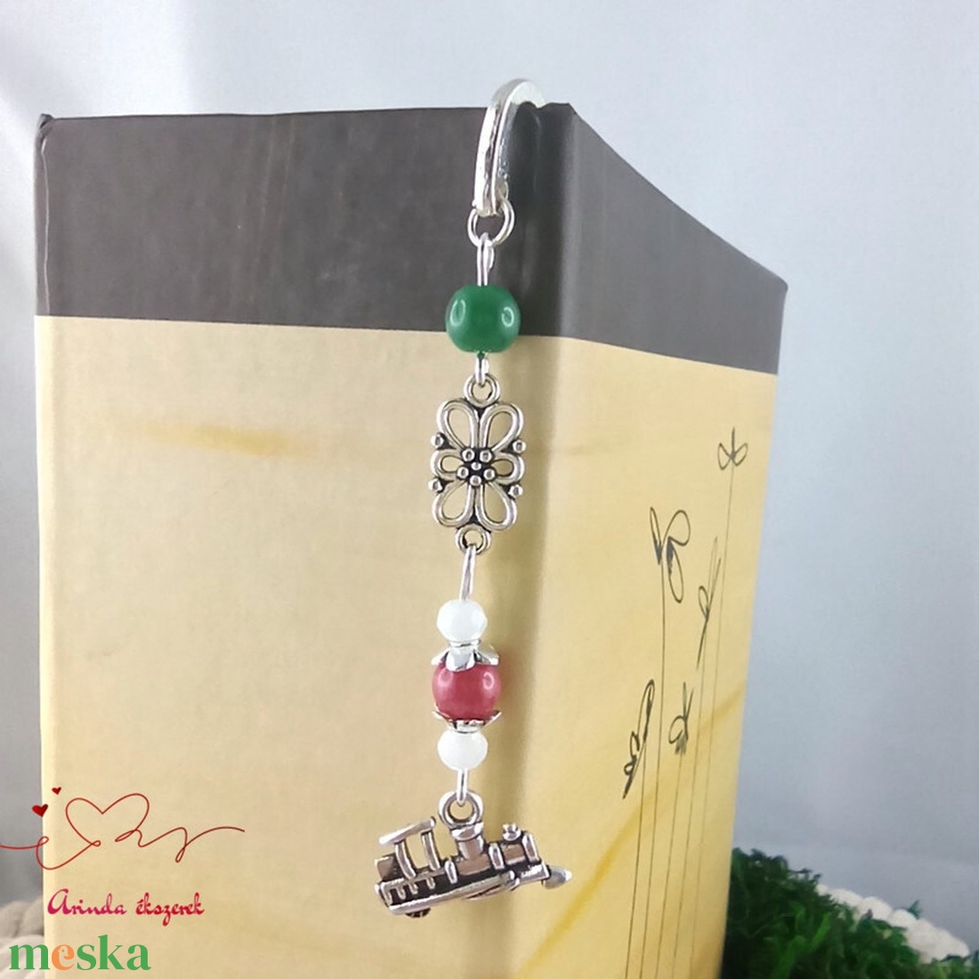 Gőzmozdony medálos könyvjelző � vonatos, kézzel készült ajándék - könyv & zene - könyvjelző - Meska.hu