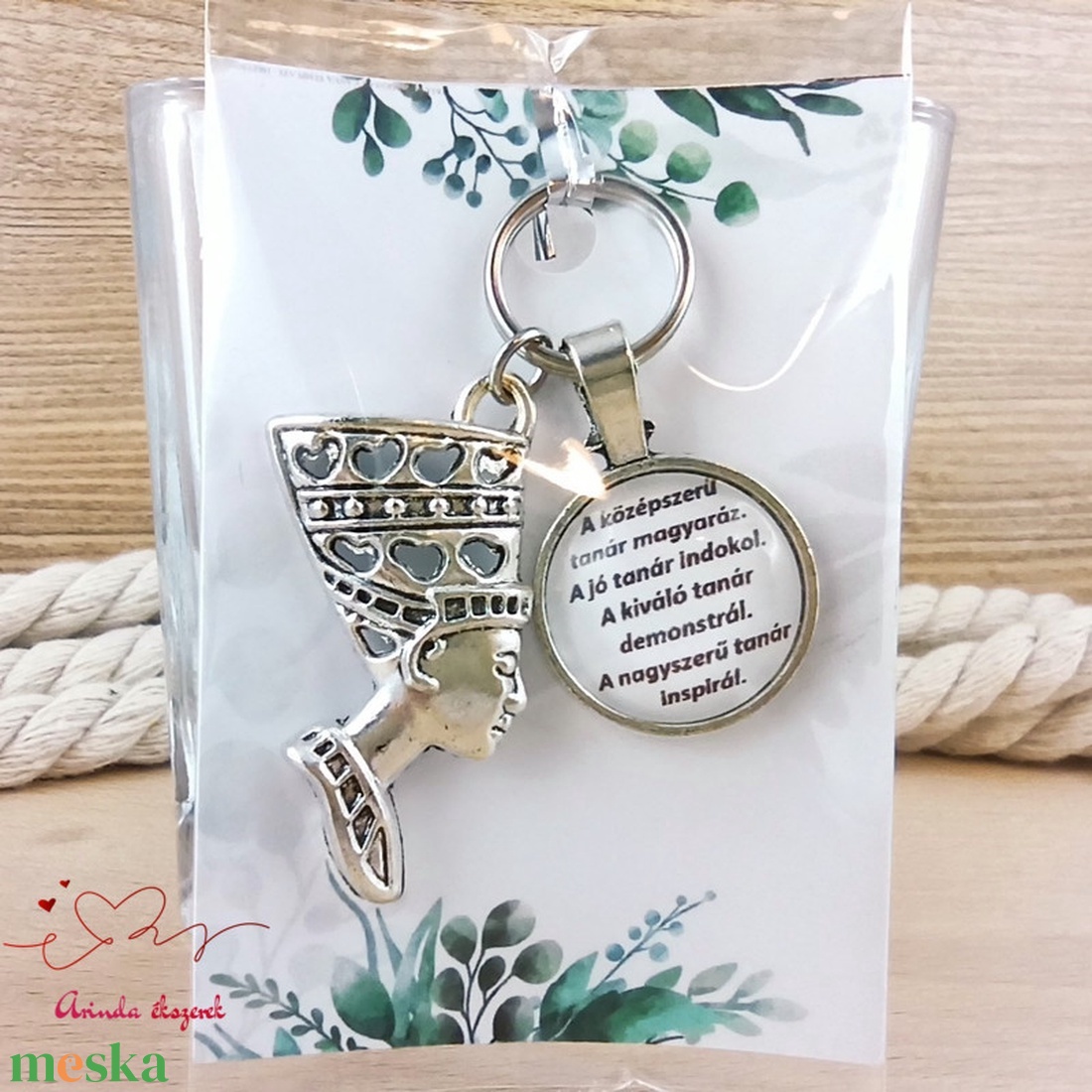 Fáraó medálos üveglencsés kulcstartó pedagógusnapra - táska & tok - kulcstartó & táskadísz - kulcstartó - Meska.hu