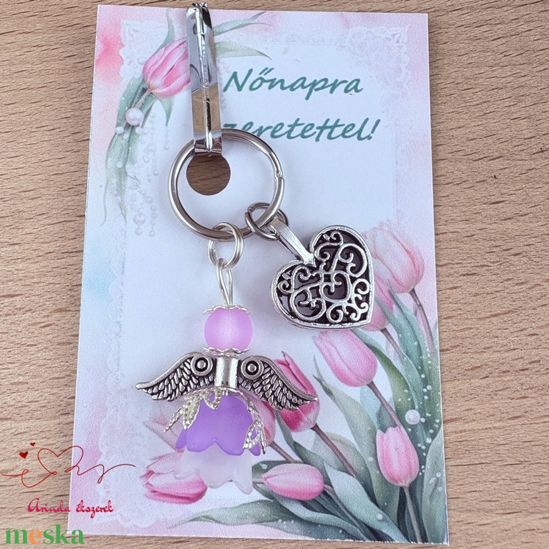 Nőnapi ajándék - lila angyal kulcstartó ajándékkártyával, választható medállal és kártyával - táska & tok - kulcstartó & táskadísz - kulcstartó - Meska.hu
