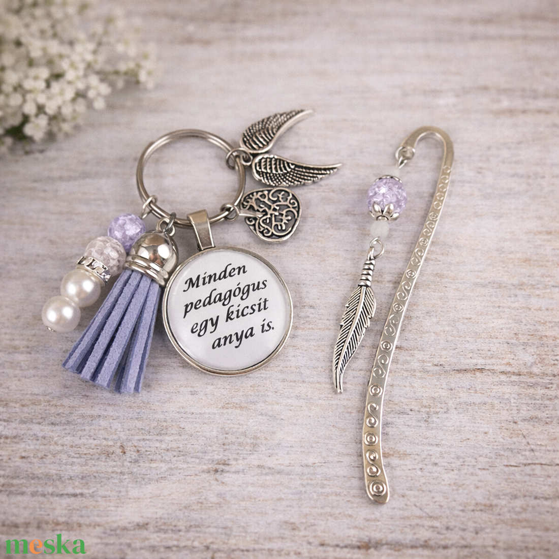 Minden pedagógus egy kicsit anya is levendula kulcstartó és üveglencsés könyvjelző szett - táska & tok - kulcstartó & táskadísz - kulcstartó - Meska.hu