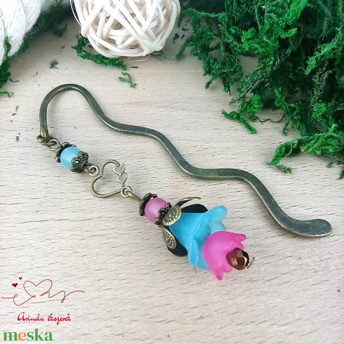 Türkiz-pink virágos könyvjelző - könyv & zene - könyvjelző - Meska.hu