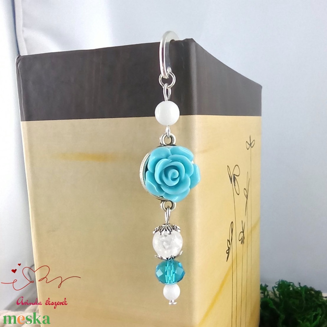 Világoskék rózsás könyvjelző - Anyák napi apró figyelmesség #13 - könyv & zene - könyvjelző - Meska.hu