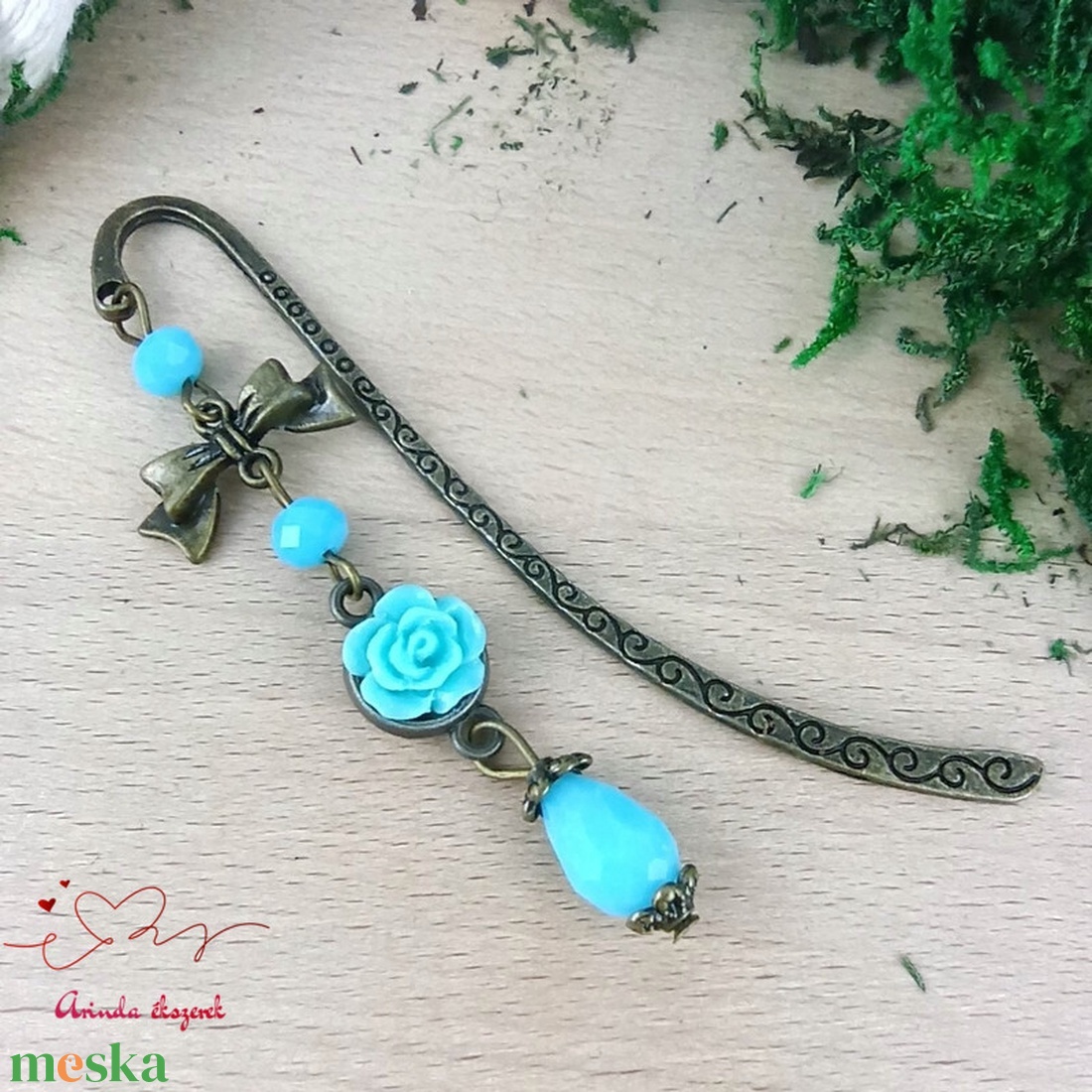 Világoskék rózsás könyvjelző - Anyák napi apró figyelmesség #7 - könyv & zene - könyvjelző - Meska.hu