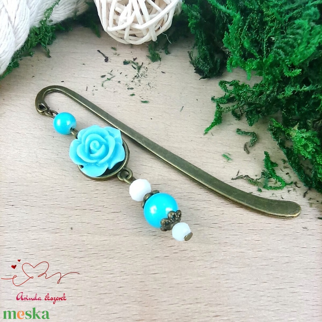 Világoskék rózsás könyvjelző - Anyák napi apró figyelmesség #12 - könyv & zene - könyvjelző - Meska.hu