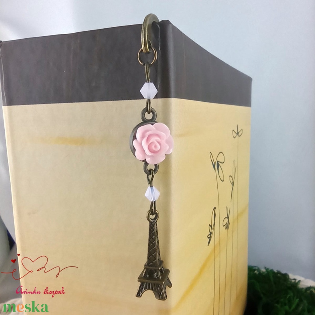 Rózsaszín rózsás könyvjelző - Anyák napi apró figyelmesség #22 - könyv & zene - könyvjelző - Meska.hu