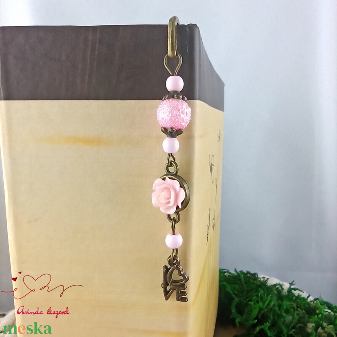 Rózsaszín rózsás könyvjelző - Anyák napi apró figyelmesség #21 - könyv & zene - könyvjelző - Meska.hu