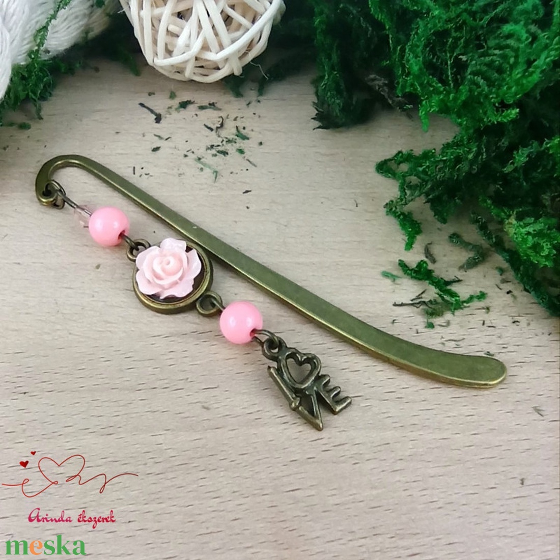 Rózsaszín rózsás könyvjelző - Anyák napi apró figyelmesség #18 - könyv & zene - könyvjelző - Meska.hu