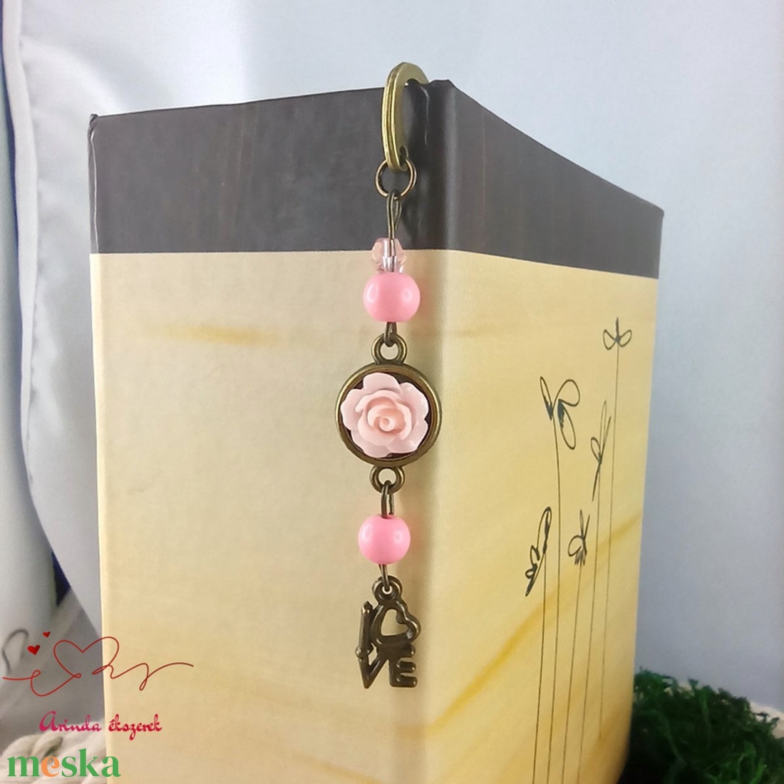 Rózsaszín rózsás könyvjelző - Anyák napi apró figyelmesség #18 - könyv & zene - könyvjelző - Meska.hu