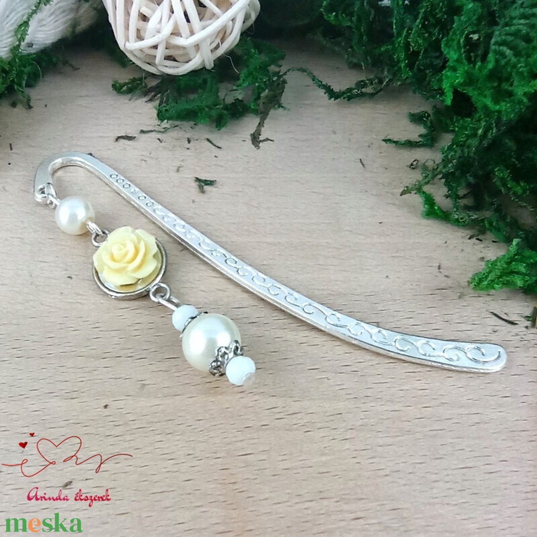 Rózsaszín rózsás könyvjelző - Anyák napi apró figyelmesség #34 - könyv & zene - könyvjelző - Meska.hu