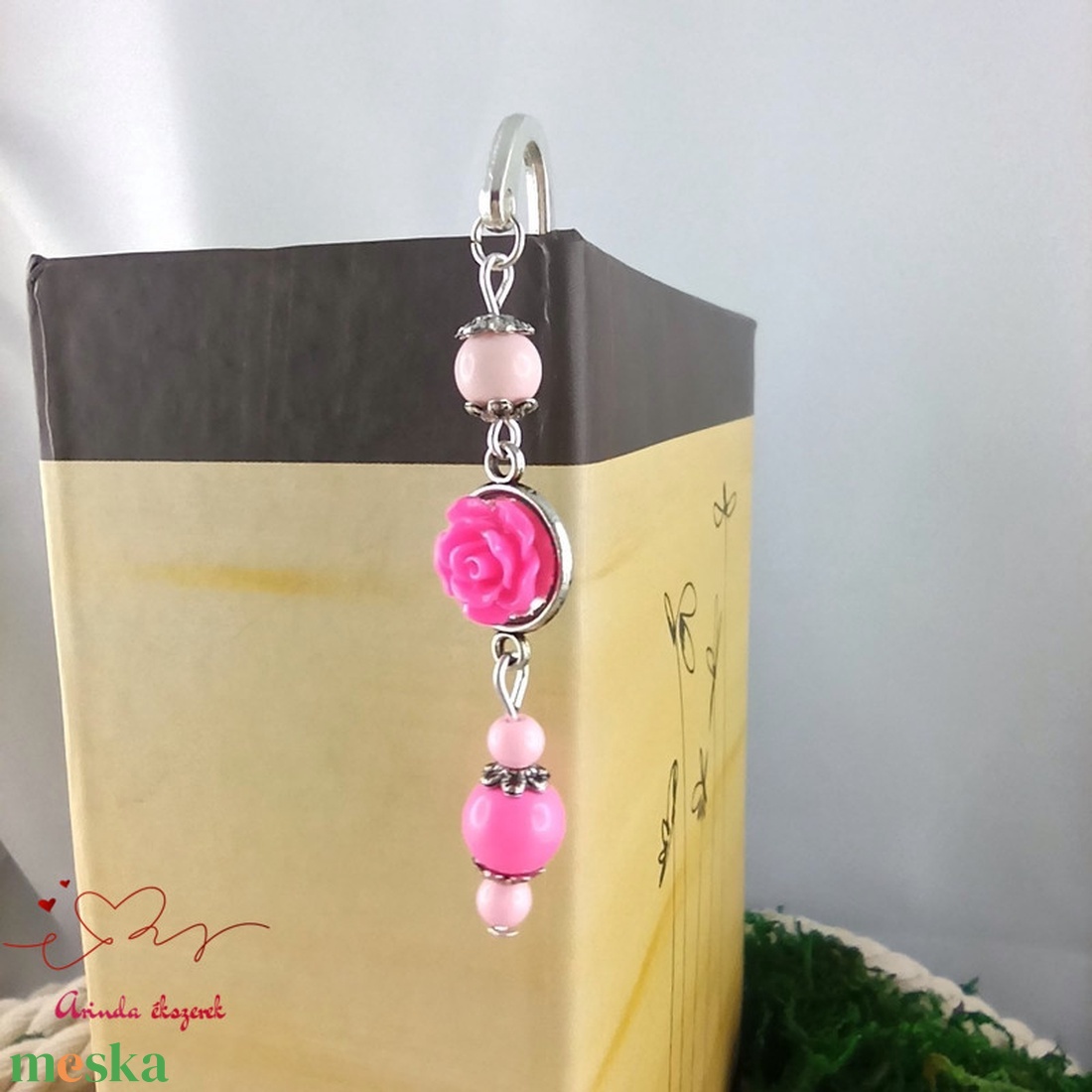 Pink rózsás könyvjelző - Anyák napi apró figyelmesség #85 - könyv & zene - könyvjelző - Meska.hu