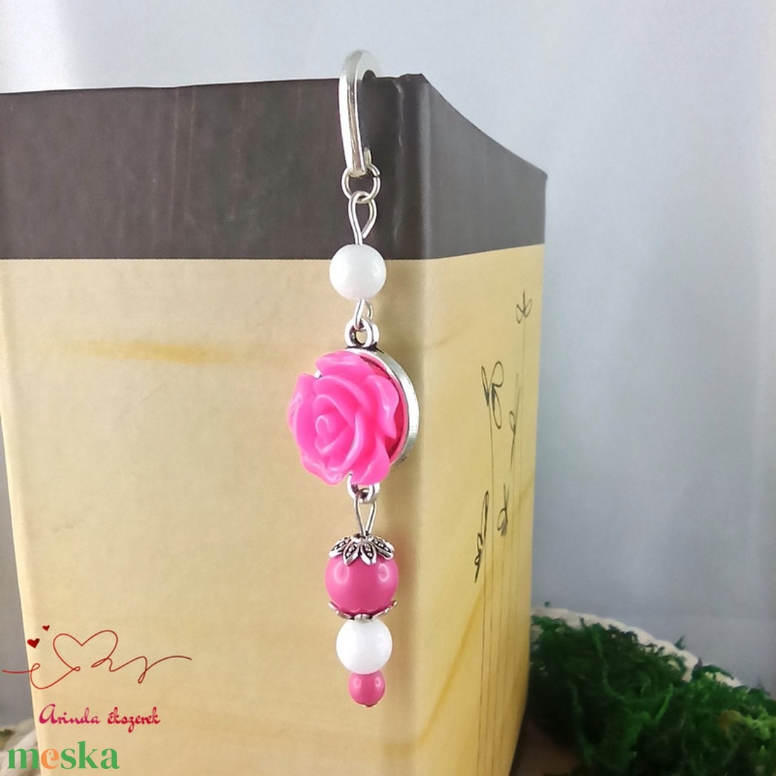 Pink rózsás könyvjelző - Anyák napi apró figyelmesség #87 - könyv & zene - könyvjelző - Meska.hu