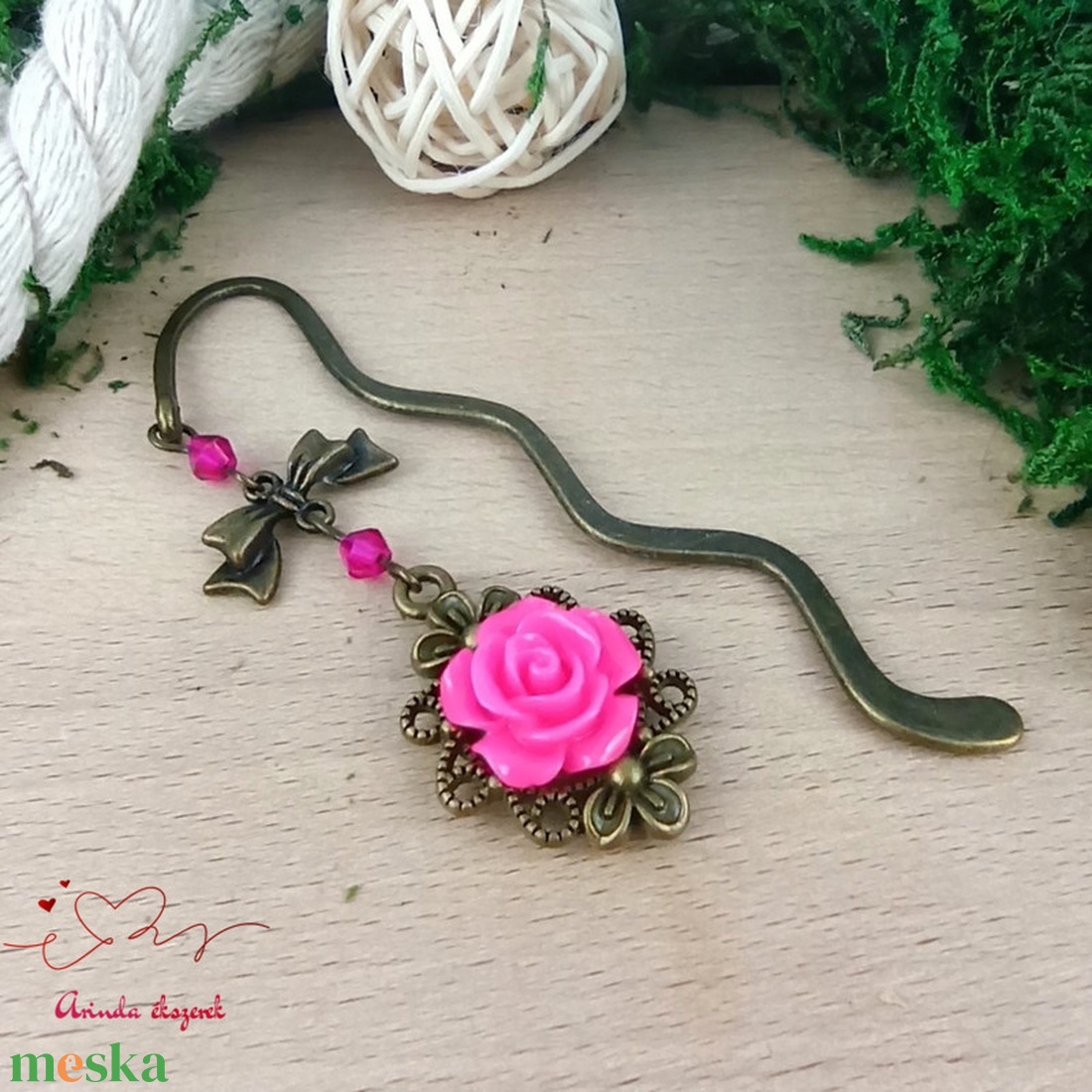 Pink rózsás könyvjelző - Anyák napi apró figyelmesség #86 - könyv & zene - könyvjelző - Meska.hu