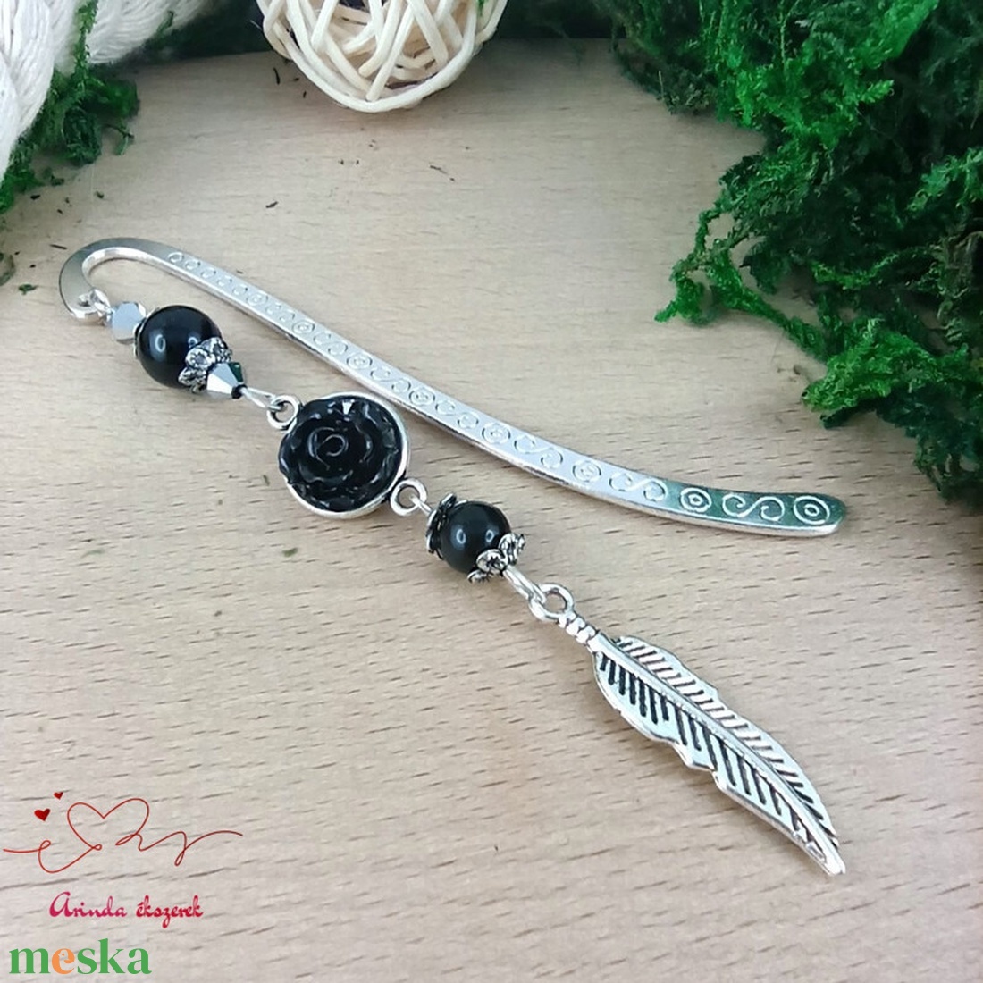 Fekete rózsás könyvjelző - Anyák napi apró figyelmesség #82 - könyv & zene - könyvjelző - Meska.hu