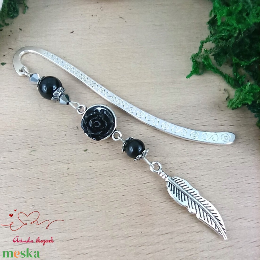 Fekete rózsás könyvjelző - Anyák napi apró figyelmesség #82 - könyv & zene - könyvjelző - Meska.hu