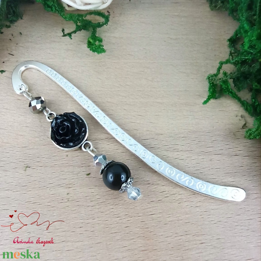 Fekete rózsás könyvjelző - Anyák napi apró figyelmesség #81 - könyv & zene - könyvjelző - Meska.hu