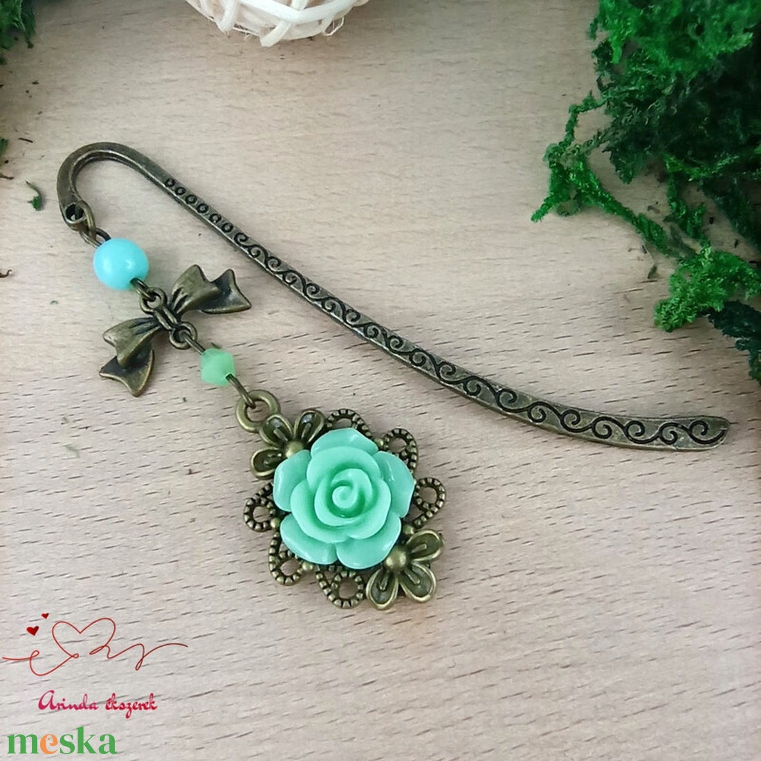 Menta rózsás könyvjelző - Anyák napi apró figyelmesség #69 - könyv & zene - könyvjelző - Meska.hu