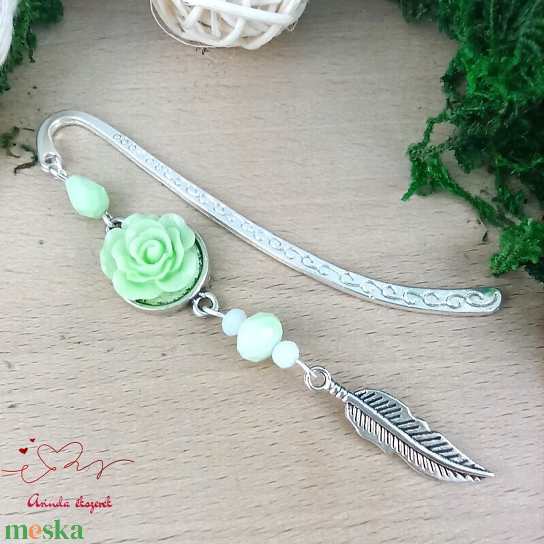 Menta rózsás könyvjelző - Anyák napi apró figyelmesség #65 - könyv & zene - könyvjelző - Meska.hu