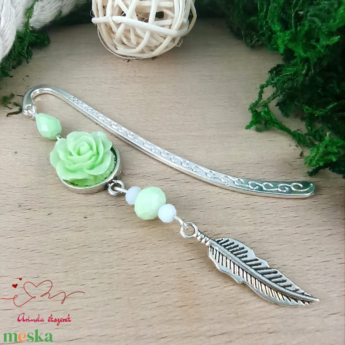 Menta rózsás könyvjelző - Anyák napi apró figyelmesség #65 - könyv & zene - könyvjelző - Meska.hu