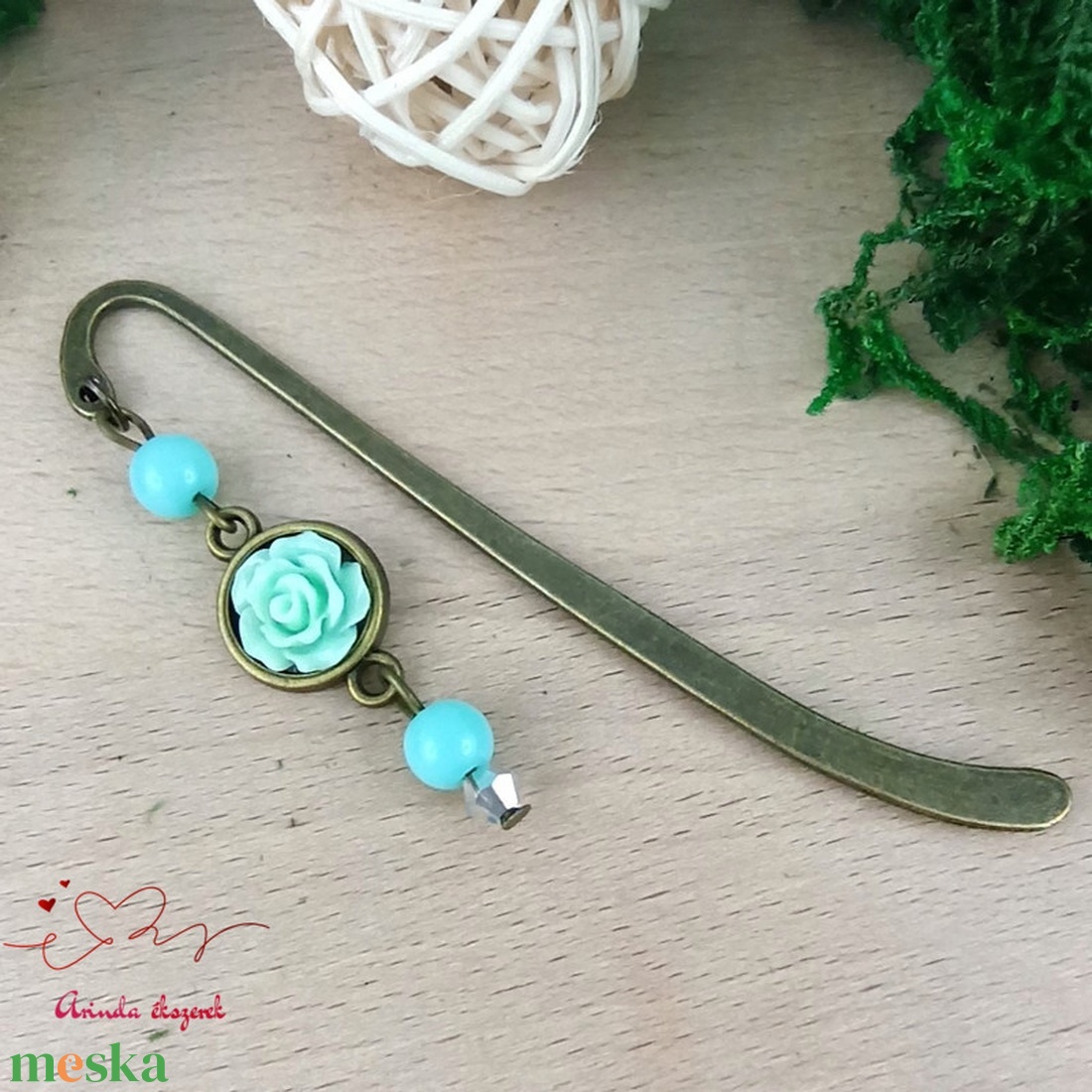 Menta rózsás könyvjelző - Anyák napi apró figyelmesség #71 - könyv & zene - könyvjelző - Meska.hu