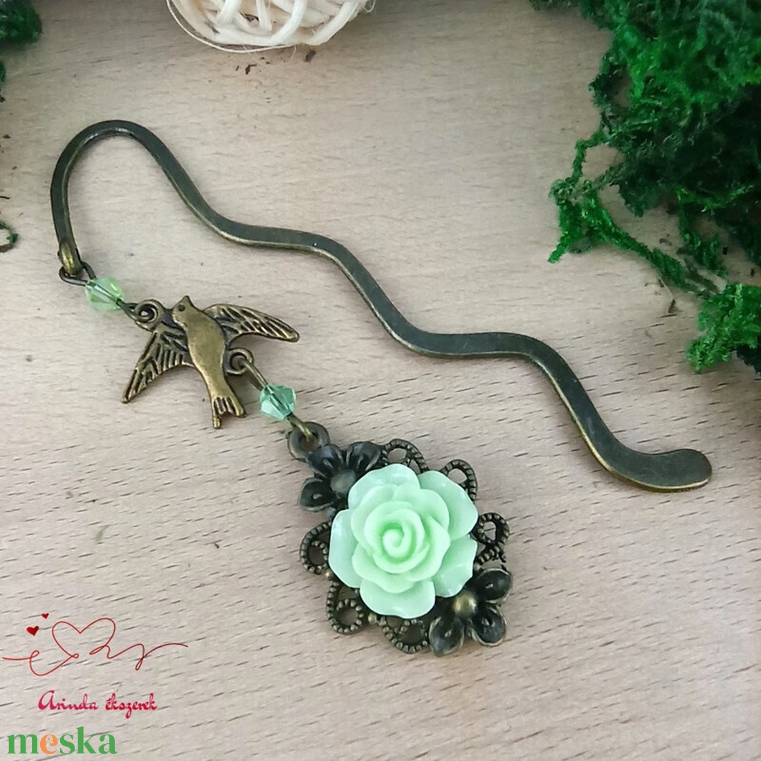 Menta rózsás könyvjelző - Anyák napi apró figyelmesség #67 - könyv & zene - könyvjelző - Meska.hu