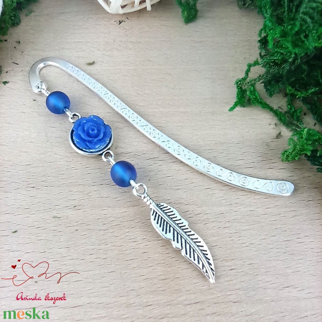 Sötétkék rózsás könyvjelző - Anyák napi apró figyelmesség #75 - könyv & zene - könyvjelző - Meska.hu