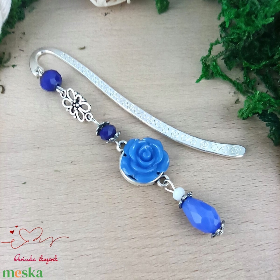 Sötétkék rózsás könyvjelző - Anyák napi apró figyelmesség #74 - könyv & zene - könyvjelző - Meska.hu