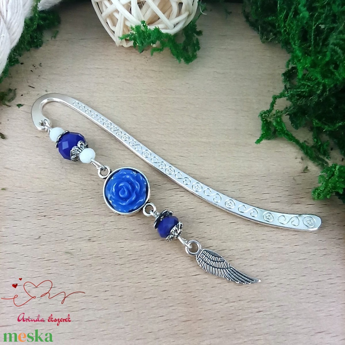 Sötétkék rózsás könyvjelző - Anyák napi apró figyelmesség #77 - könyv & zene - könyvjelző - Meska.hu